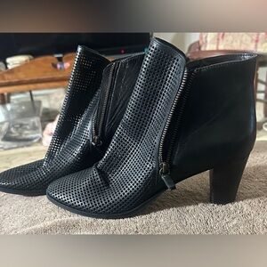MIA Black Perforated Heeled Boots 10 NWT